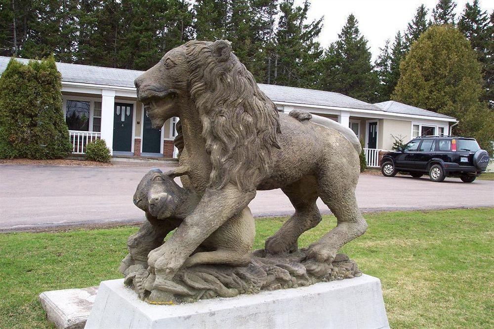 Lionstone Inn Motel & Cottages Pictou Exteriör bild